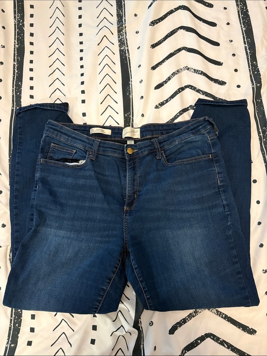 Universal Thread Denim - Universal Thread Women's Dark Blue Skinny Jeans